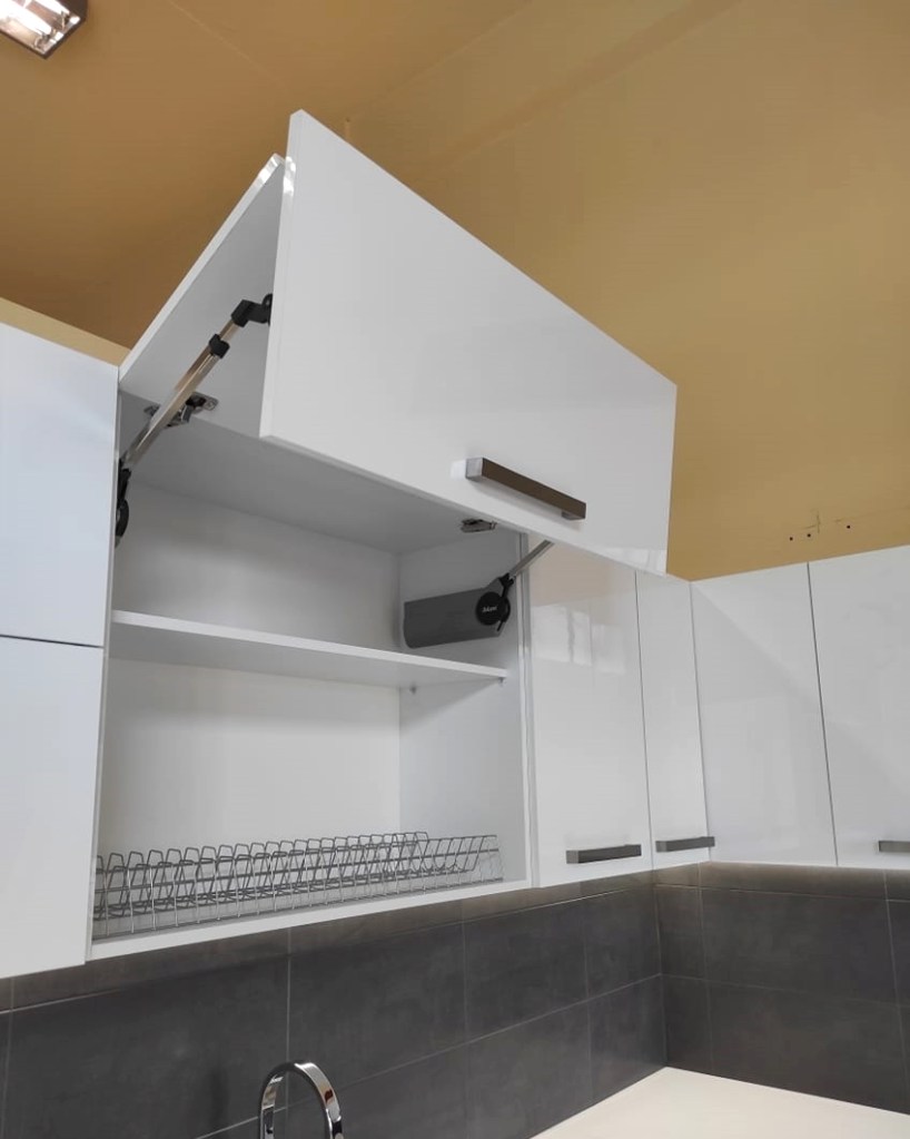 Ντουλάπια κουζίνας